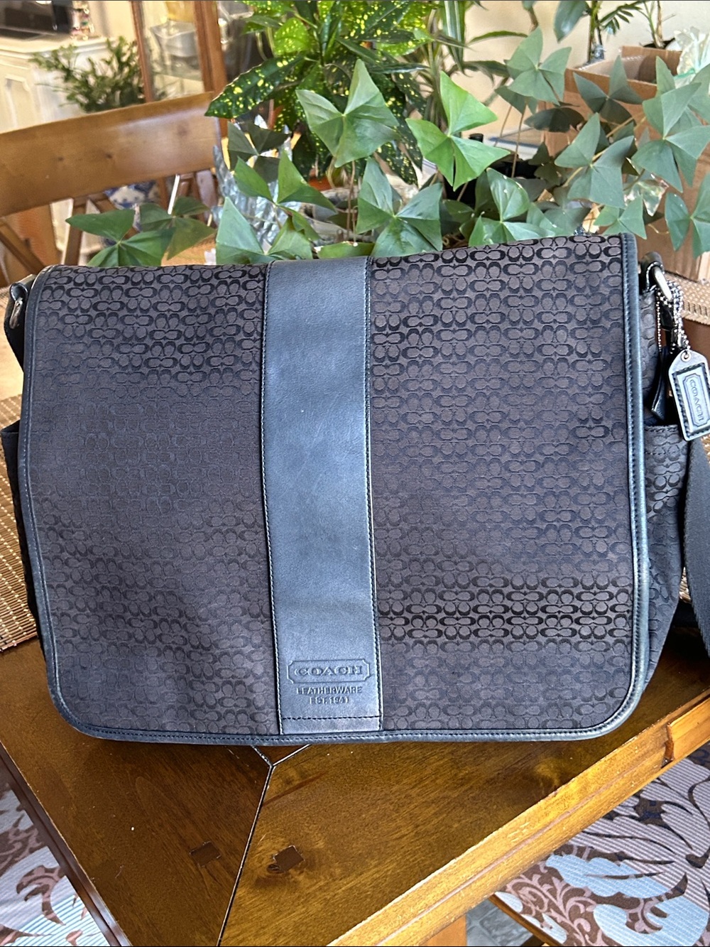 COACH BLACK SIGNATURE HUDSON COMMUTER LAPTOP MESSENGER BAG